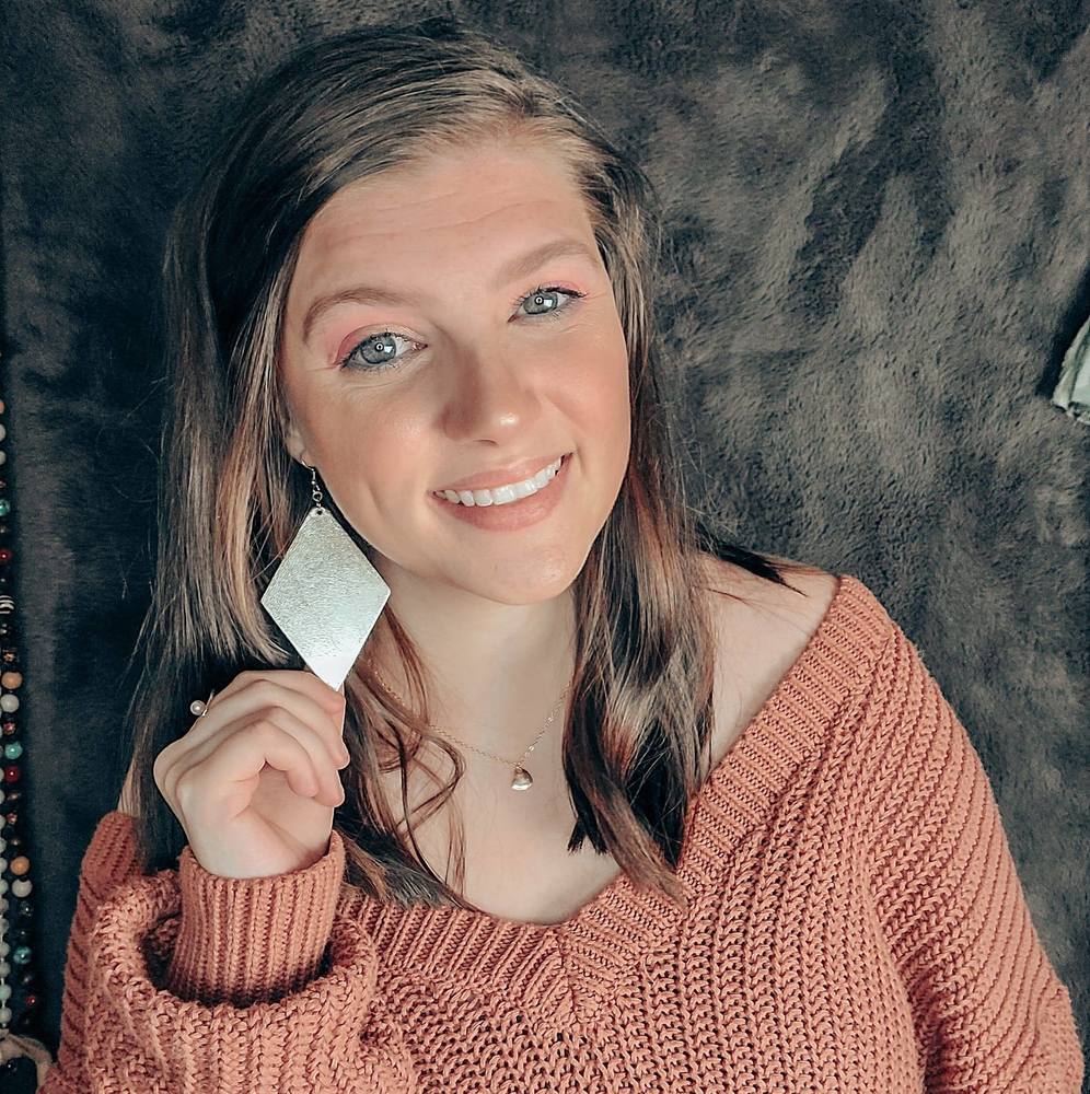 Meet your Posher, Cheyanne